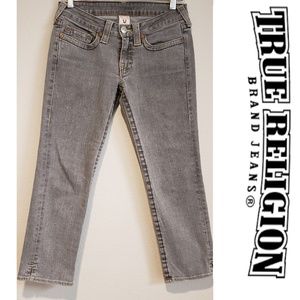 ⚫ True Religion Capri Jeans